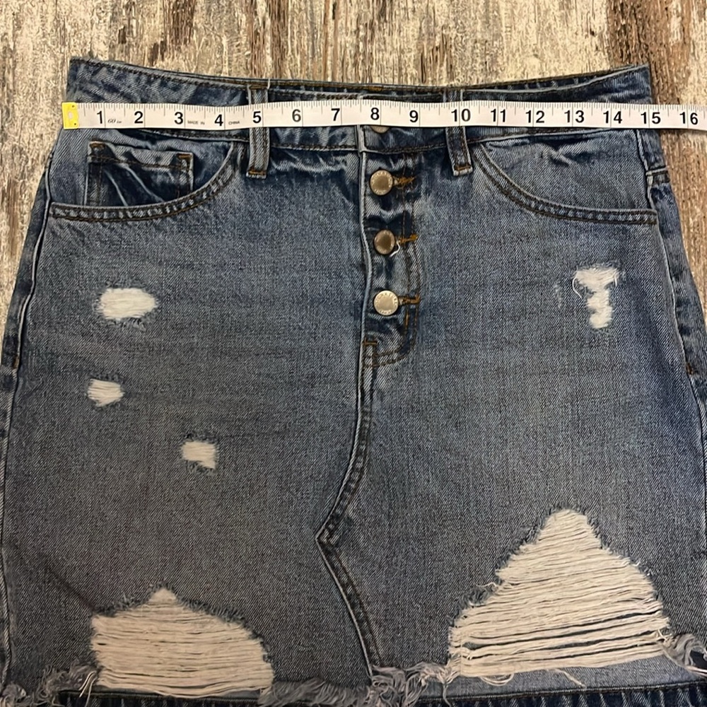 Kancan Destroyed Denim Skirt Size Med. - Picture 6 of 7